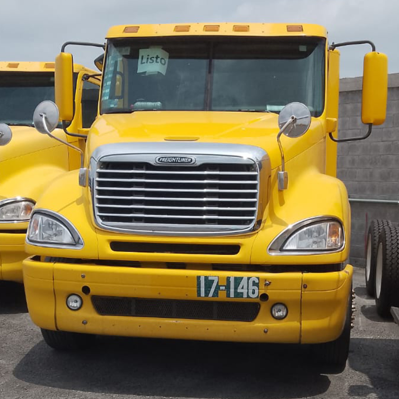 En este momento estás viendo Freightliner Columbia 2017 #17-146