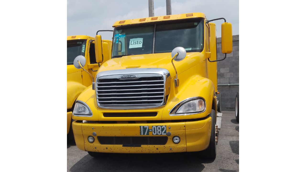 Lee más sobre el artículo Freightliner Columbia 2017 #17-082