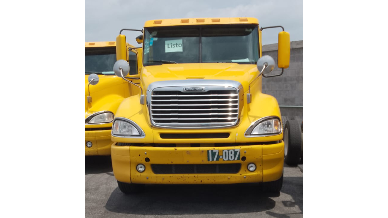 Lee más sobre el artículo Freightliner Columbia 2017 #17-087