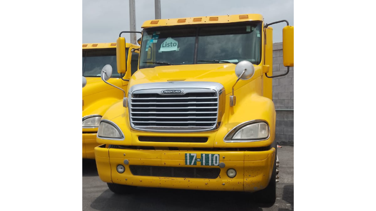Lee más sobre el artículo Freightliner Columbia 2017 #17-110
