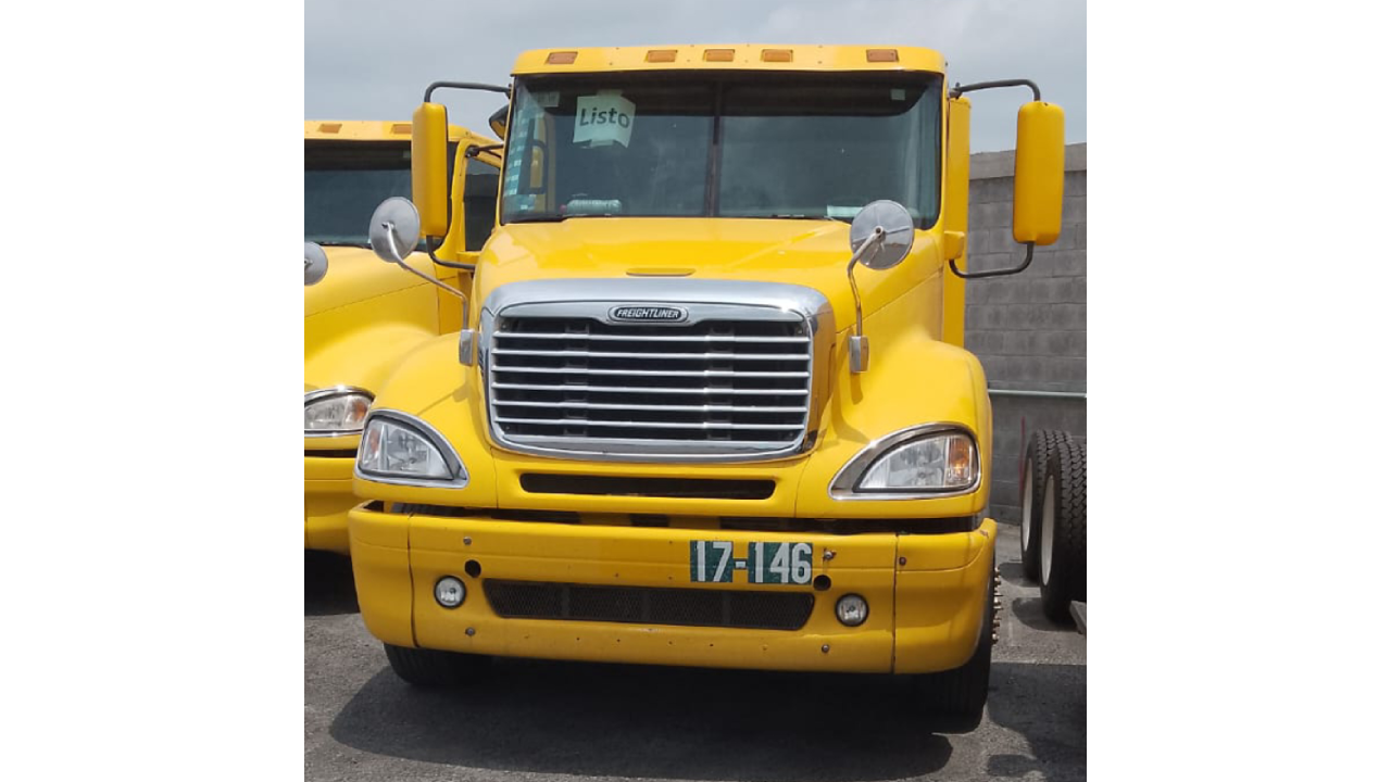 Lee más sobre el artículo Freightliner Columbia 2017 #17-146