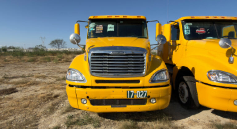 Freightliner Columbia 2017 17-027