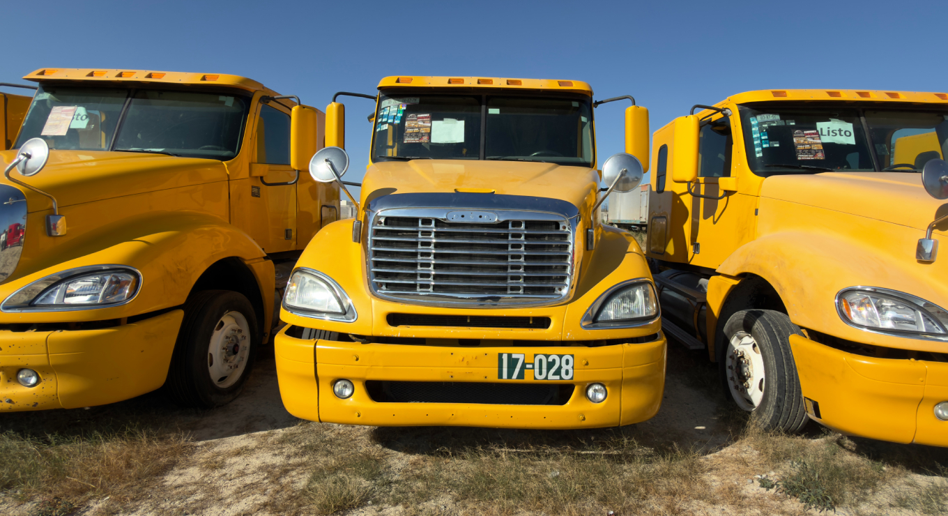 Freightliner Columbia 2017 #17-028