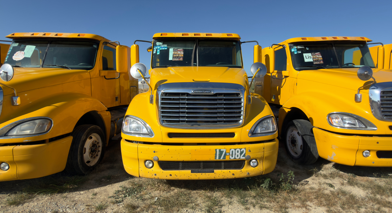 Freightliner Columbia 2017 #17-082
