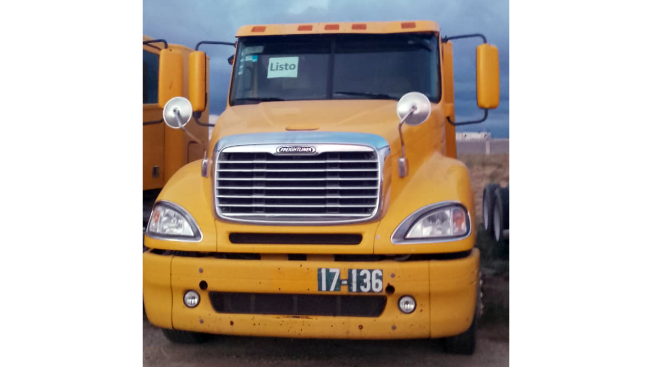 Freightliner Columbia 2017 #17-136