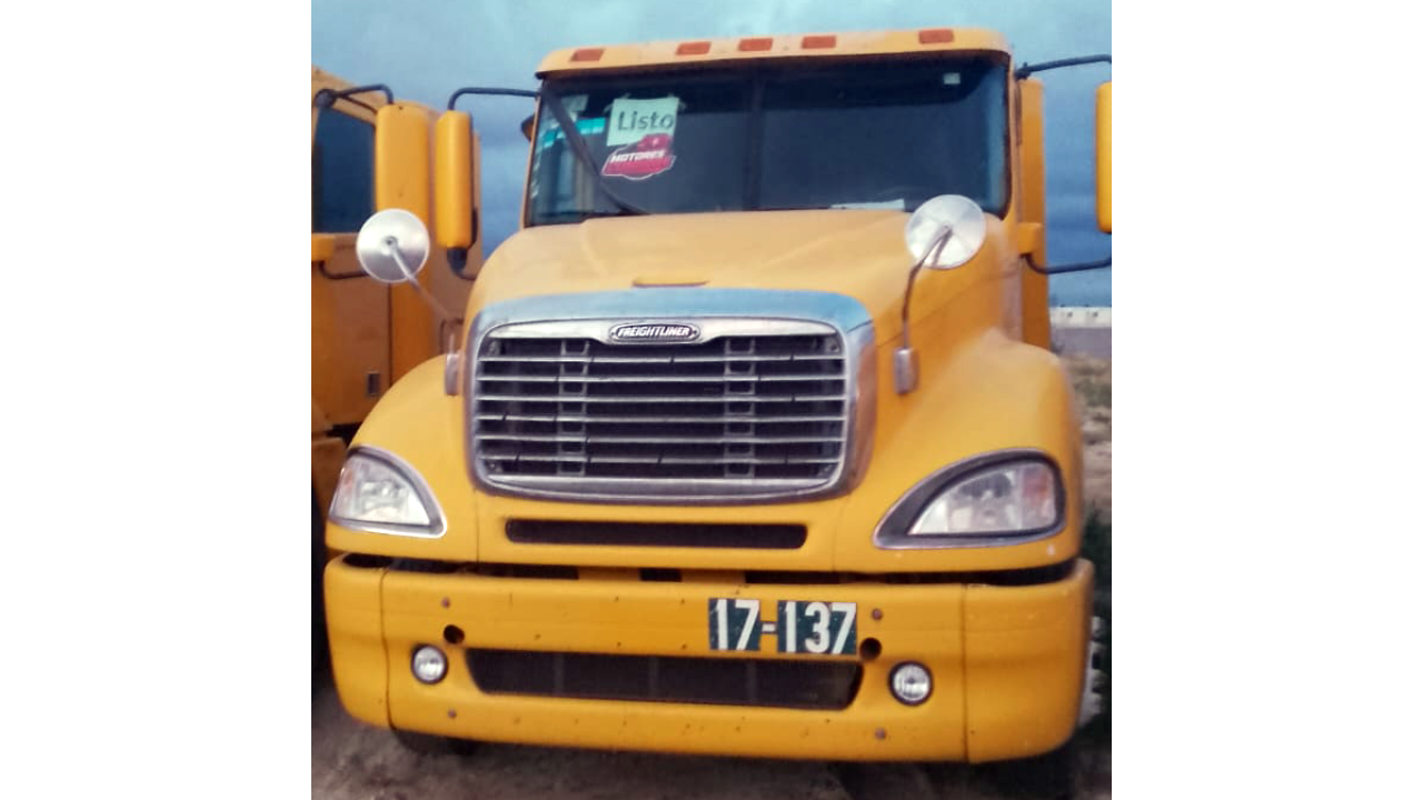 Freightliner Columbia 2017 #17-137