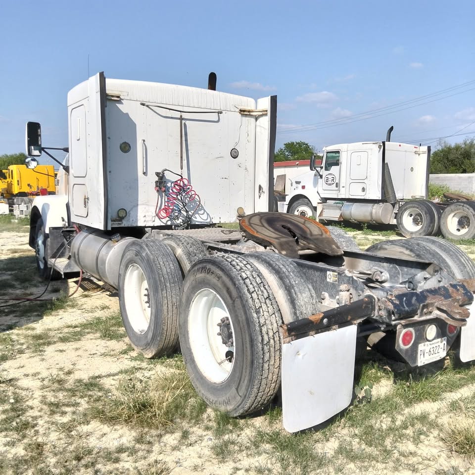 
								Kenworth t800 2006 full									