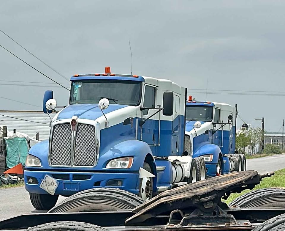 
								Kenworth t660 2015 full									
